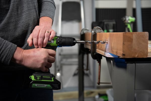Pikkukuva 3 / 11: Greenworks 3704007UA sähköruuvimeisseli ja iskuruuvitaltta Musta, Vihreä
