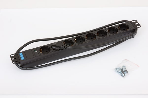 Triton RAB-PD-X06-A1 strømforsyningsenhed (PDU) 8 AC stikkontakt(er) 1U Sort