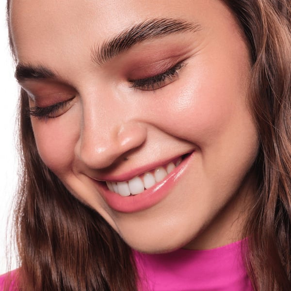 Pikkukuva 8 / 10: Essence Satin Blend eye pencil 0,22 g Geeli 05 Rich Burgundy