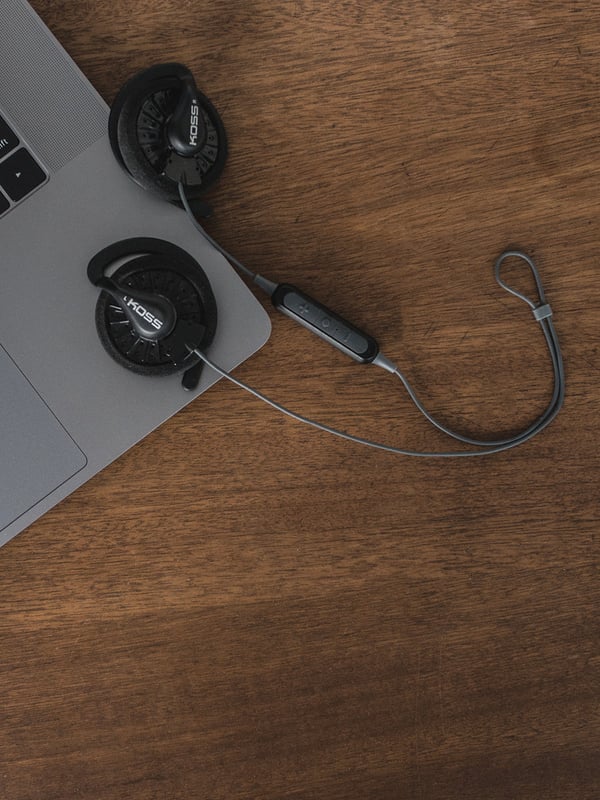 Pikkukuva 4 / 5: Koss KSC35 Kuulokkeet Langaton Niskanauha, Avoin korva (open-ear) Puhelut/Musiikki USB Type-C Bluetooth Musta