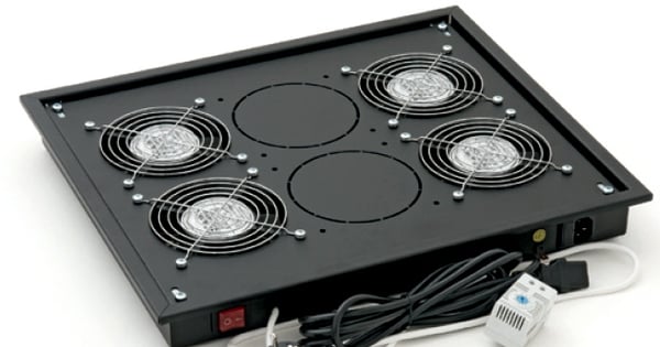 Triton RAB-CH-X04-X3 palvelinkaapin lisävaruste Tuuletin Triton RAB-CH-X04-X3 palvelinkaapin lisävaruste Tuuletin