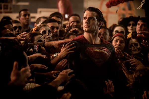 Pikkukuva 4 / 7: Warner Bros Batman v Superman. Dawn of Justice DVD Saksa, Italia, Ranska, Englanti
