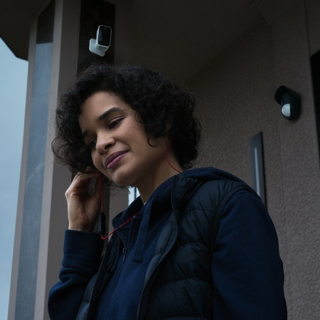 Pikkukuva 2 / 10: Yale Outdoor Motion Sensor Infrapuna-sensori Langaton Seinä Musta