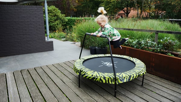 Miniatyrbillede 4 af 8: EXIT Tiggy Indendørs & udendørs Rund Fjederfri Trampolin