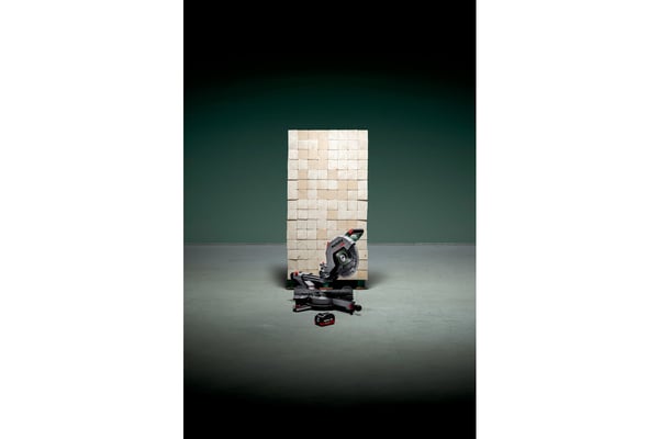 Pikkukuva 4 / 11: Metabo KGS 18 LTX BL 305 3700 RPM