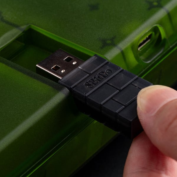 8Bitdo Mechanical Keyboard - Xbox Edition tangentbord Spela USB + RF Wireless + Bluetooth QWERTY Engelsk Grön