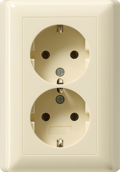 GIRA 078001 eluttag CEE 7/3 Vit GIRA 078001 eluttag CEE 7/3 Vit