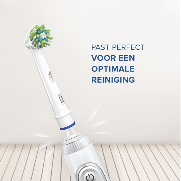 Oral-B CrossAction Cross Action Clean Maximizer 12er FFS 12 styck Vit