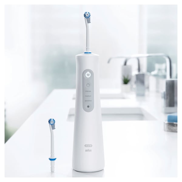 Oral-B AquaCare 6