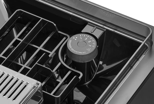 Amica CM 7011 Elegance Täysautomaattinen Espressokone 1,8 L
