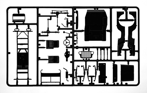 Pikkukuva 4 / 7: Italeri Commando car Hinausauto Kokoamispakkaus 1:35
