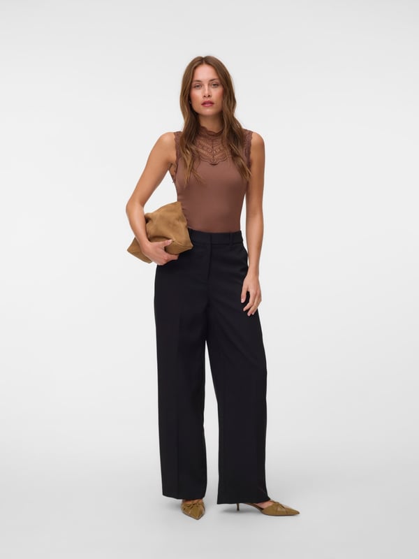 Vero Moda 5715945710475 skjorte & top Top (tøj) V-hals Ærmeløs Modal, Nylon, Uld, Elastin