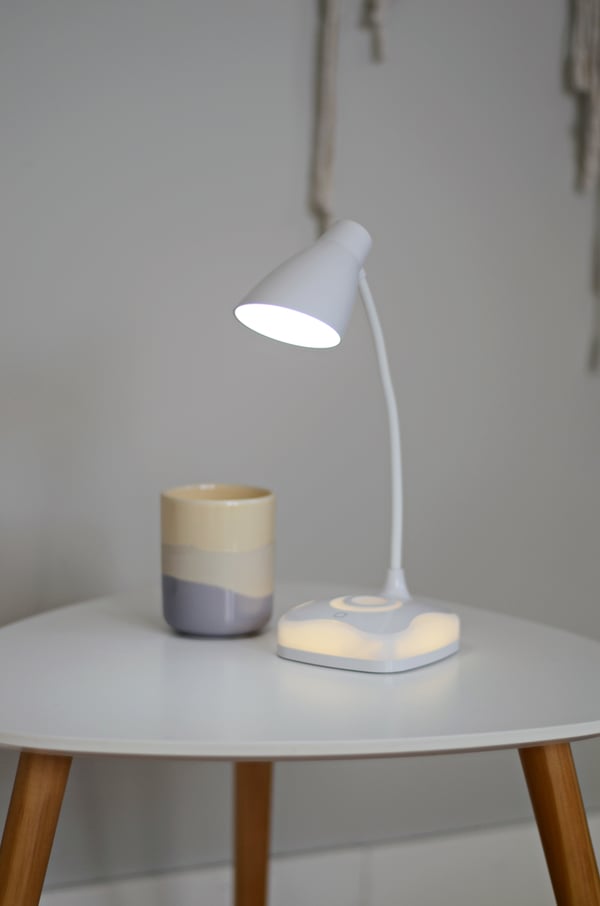 Activejet LED-bordlampe AYE-CLASSIC PLUS hvid