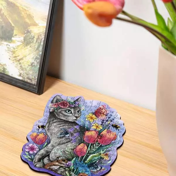Miniatyrbild 3 av 3: Kattpussel i trä med fjäder (150 bitar)