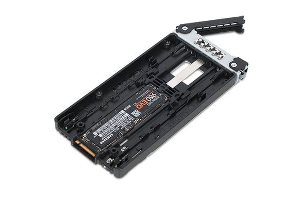 Icy Dock MB834TP-B Hölje för lagringsenheter SSD-inkapsling Aluminium, Svart 2.5"