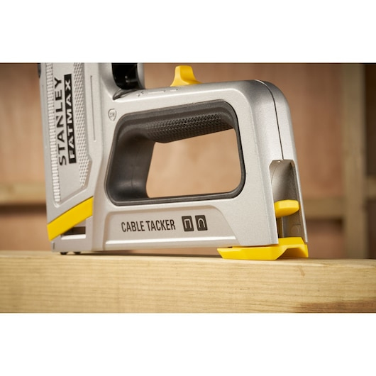 Stanley FMHT70100-0 nitoja Musta, Hopea, Keltainen