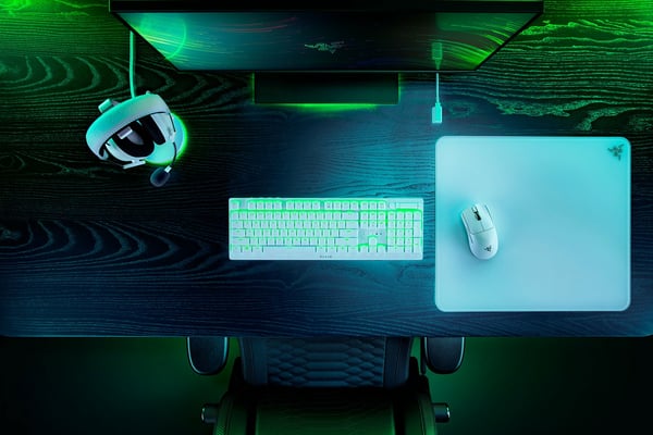 Razer Viper V3 Pro hiiri Pelaaminen Oikeakätinen RF Wireless + USB Type-C Optinen 35000 DPI