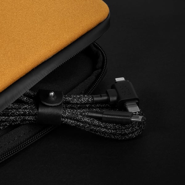 Native Union Belt Cable Duo USB-kaapeli 1,5 m USB C USB C/Lightning 60 W Musta