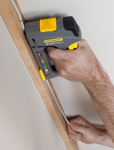 Pikkukuva 2 / 3: Black & Decker FMHT6-70868 sinkilänaulain Musta, Keltainen