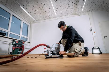 Miniatyrbild 7 av 10: Metabo 610216900 geringssåg 5000 RPM 1100 W
