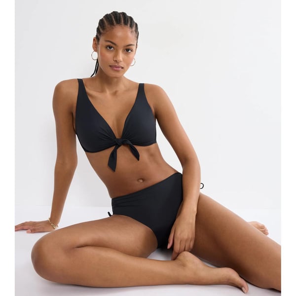 Triumph Summer Twist Perinteiset bikinit Musta