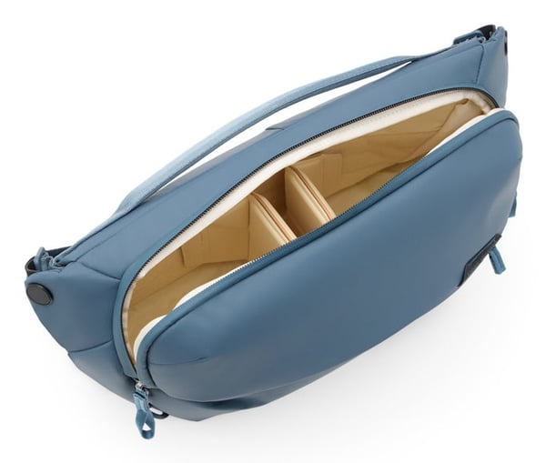 Pikkukuva 3 / 10: Peak Design Everyday Sling-reppu Sininen