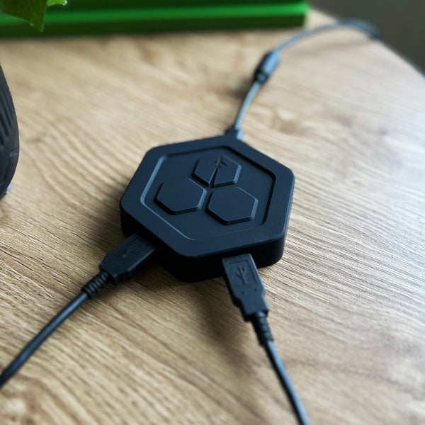 Pikkukuva 2 / 2: Honeycomb Aeronautical HC003356 keskitin USB 3.2 Gen 1 (3.1 Gen 1) Type-C Musta