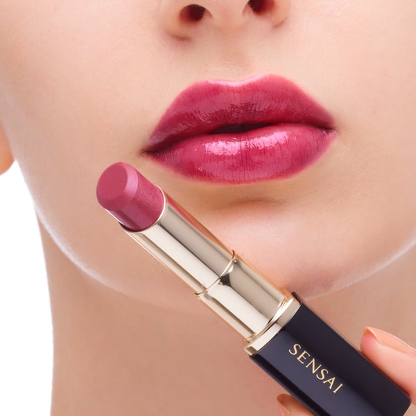 Sensai COLOURS Lasting Plump Lipstick (refill) 3,8 g LP11 Feminine Rose Kiilto