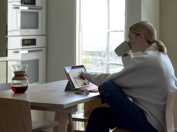 Microsoft Surface Arc Mouse hiiri Matkailu Molempikätinen Bluetooth BlueTrack 1000 DPI