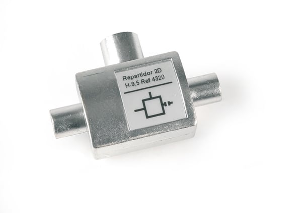 Miniatyrbild 1 av 2: Televes 4320 kabeleffektdelare eller combiners Kabel-combiner Silver