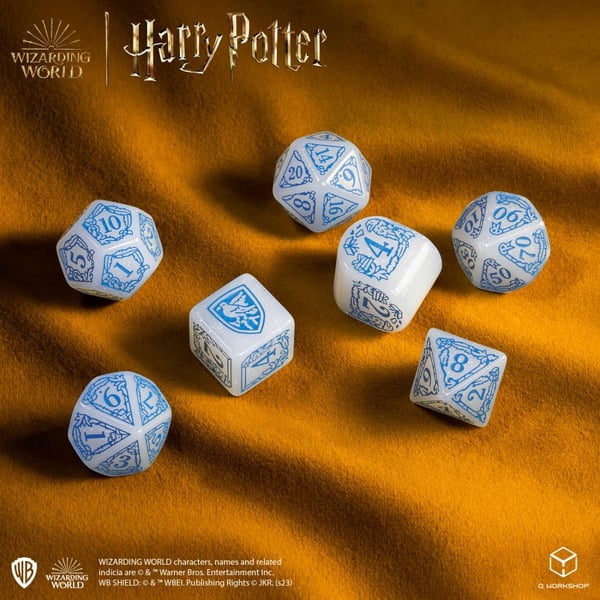 Pikkukuva 7 / 8: Q-workshop Harry Potter. Ravenclaw Modern Dice Set - White