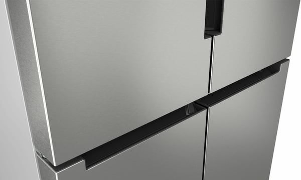Bosch Serie 4 KFN96APEA side-by-side køle-fryseskab Fritstående 605 L Rustfrit stål
