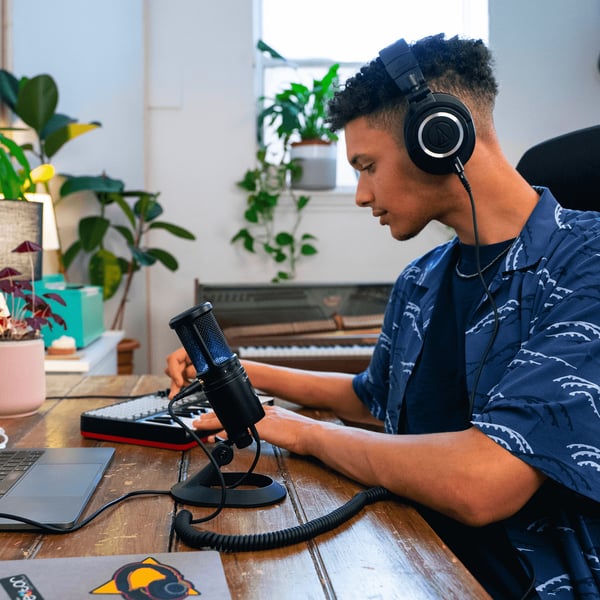 Pikkukuva 11 / 16: Audio-Technica AT2020USB-X mikrofoni Musta PC-mikrofoni