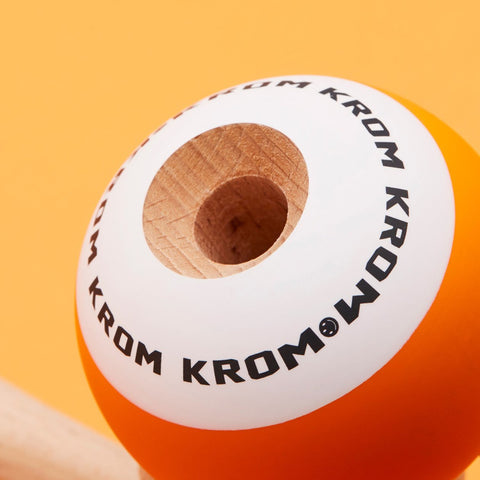 Miniatyrbild 6 av 6: KROM KENDAMA POP-ORA aktivitetsleksak och skicklighetsspel