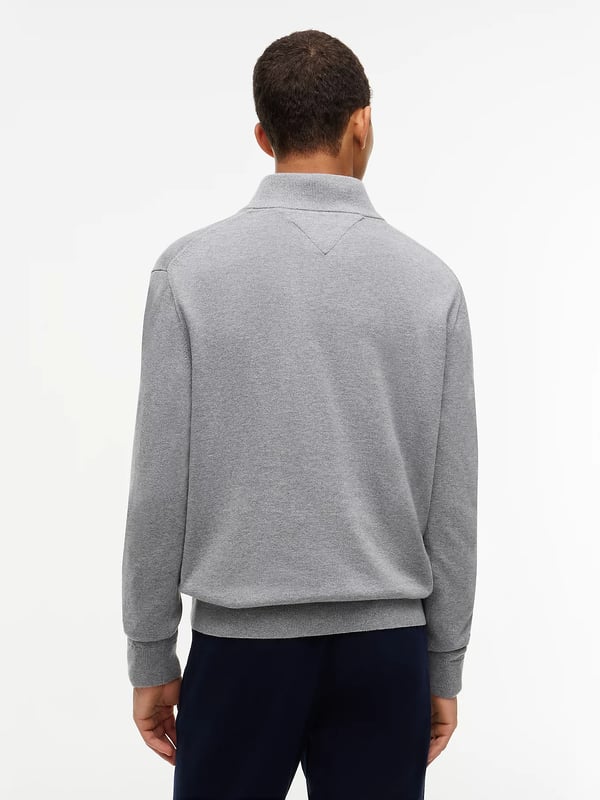 Pikkukuva 6 / 7: Tommy Hilfiger 8720637362259 collegepaita ja huppari Villapaita