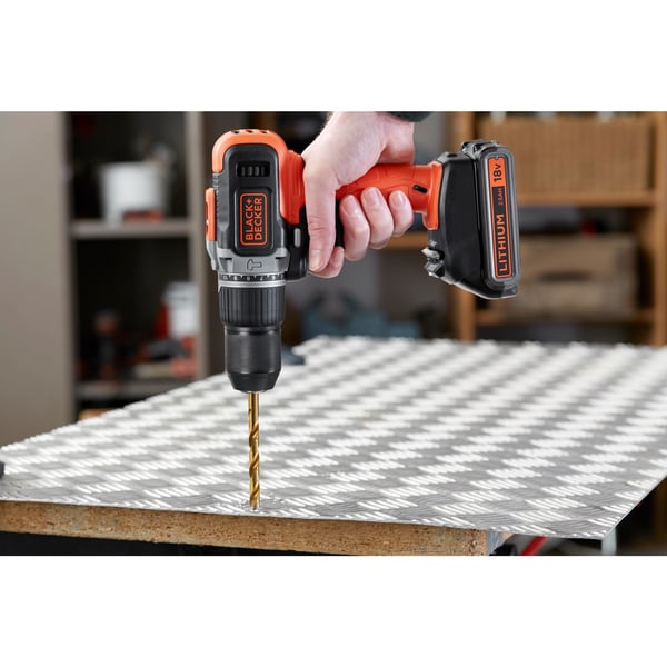 Black & Decker BCD003MEM2K-QW bor 1400 rpm Nøglefri Sort, Orange