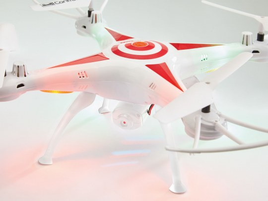 Revell 23858 radiostyrd modell