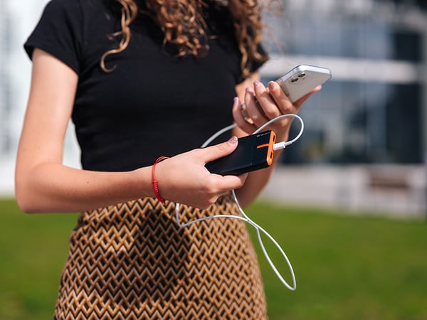 Tracer EnerGo 10000 mAh Sort, Orange