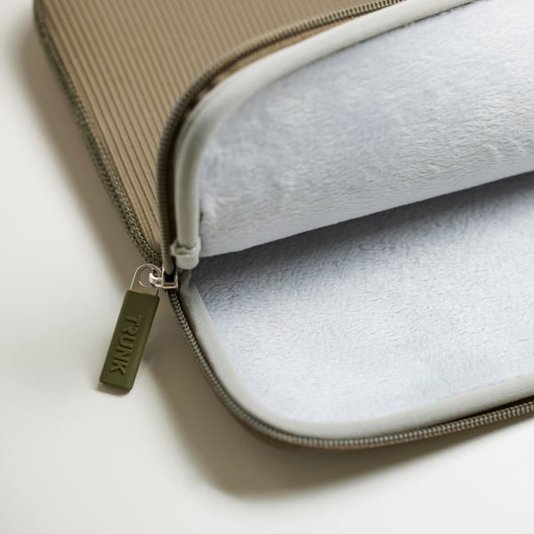 Trunk Neoprene Sleeve 33 cm (13") Överdrag Grön