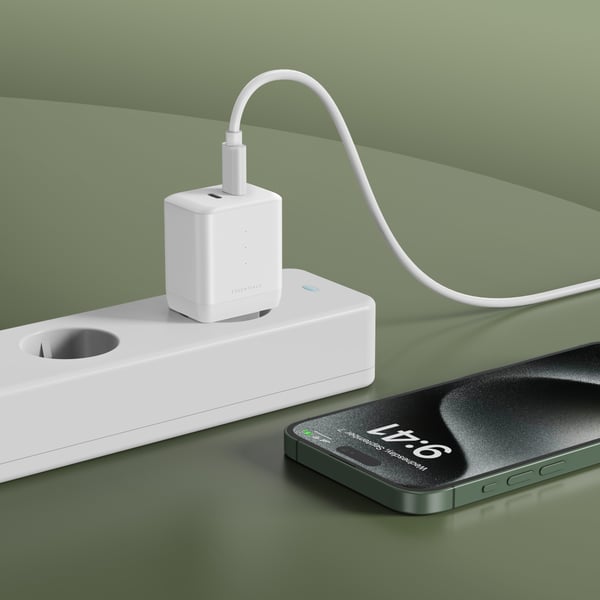ËSSENTIALS by UPSTRÖM 35W Dual USB-C GaN oplader