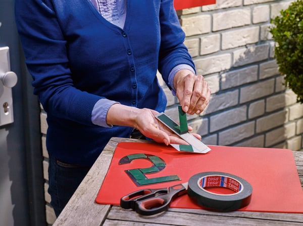 Pikkukuva 13 / 15: TESA 77749-00000 asennusteippi & lappu 5 m Kiinnitysteippi