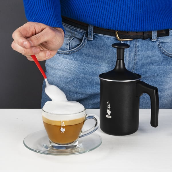 Miniatyrbild 8 av 9: Bialetti 00AGR394 mjölkskummare och mjölkvärmare Manuell mjölkskummare Svart