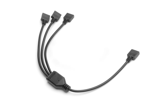 Miniatyrbild 1 av 3: EK Loop D-RGB 3-Way Splitter Cable RGB-splitterkabel