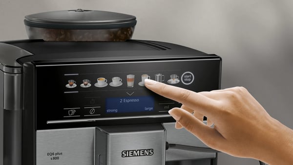 Pikkukuva 8 / 10: Siemens TE658209RW kahvinkeitin Ohje Espressokone 1,7 L