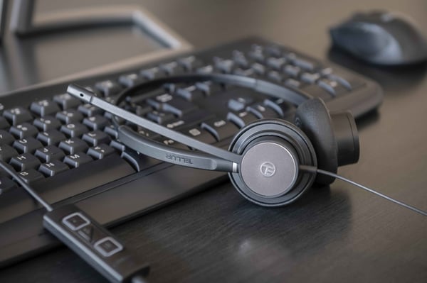 Tellur Voice 420 Headset Kabel Huvudband USB Type-C / USB Type-A Svart
