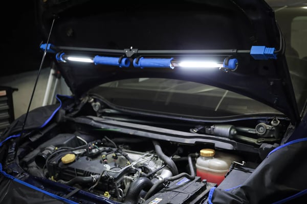 Miniatyrbild 9 av 11: BGS technic COB LED Bonnet Lamp with Battery and Telescopic Bar