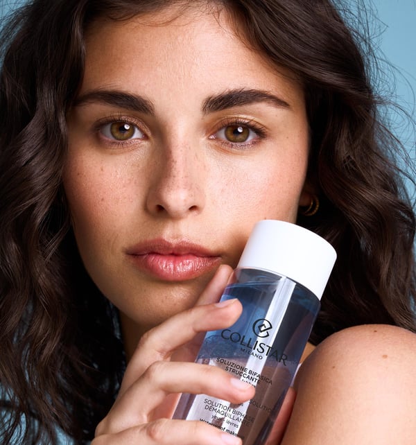 Pikkukuva 2 / 2: Collistar Two-phase Make-up Removing Solution Eyes-lips 200 ml Kaksivaiheinen meikinpoistaja