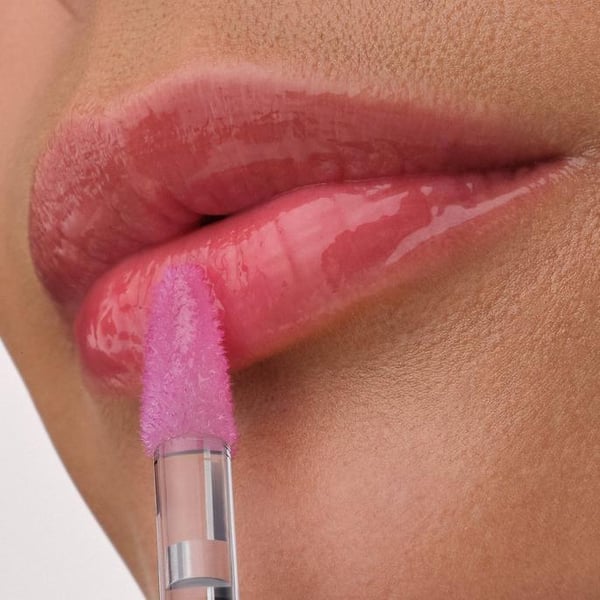 Pikkukuva 7 / 8: CATRICE Shine Supreme Lip Oil 030 Berry Shot