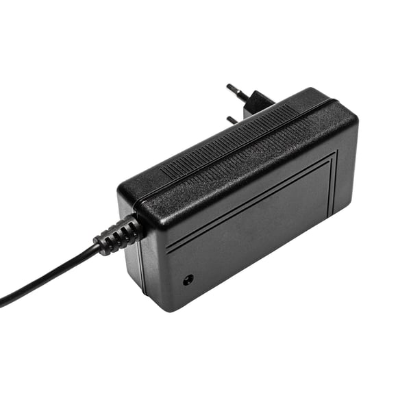 Miniatyrbillede 2 af 3: Akyga AK-PD-09 strømadapter og vekselret Indendørs/udendørs 10,4 W Sort