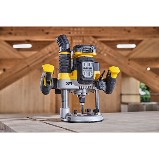 DeWALT DCW620H2-QW router og overfræser Sort, Gul 23000 rpm